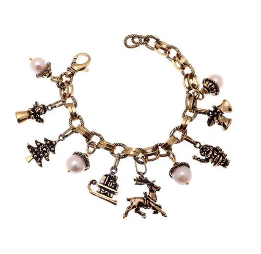 Bracciale Charms Natale - Bracciale Artigianale in Ottone Dorato con Perle, Corone e Granato (Codice: BR CHARMS NATALE)