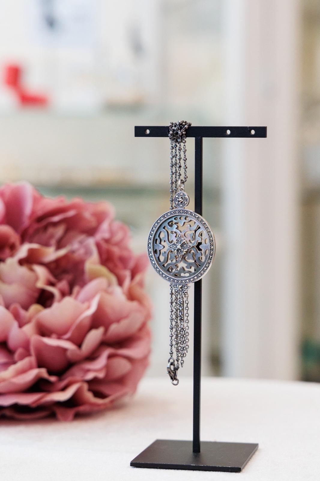 Collana Pendente in Argento con Madreperla e Marcassiti (Codice: CO MP 001)