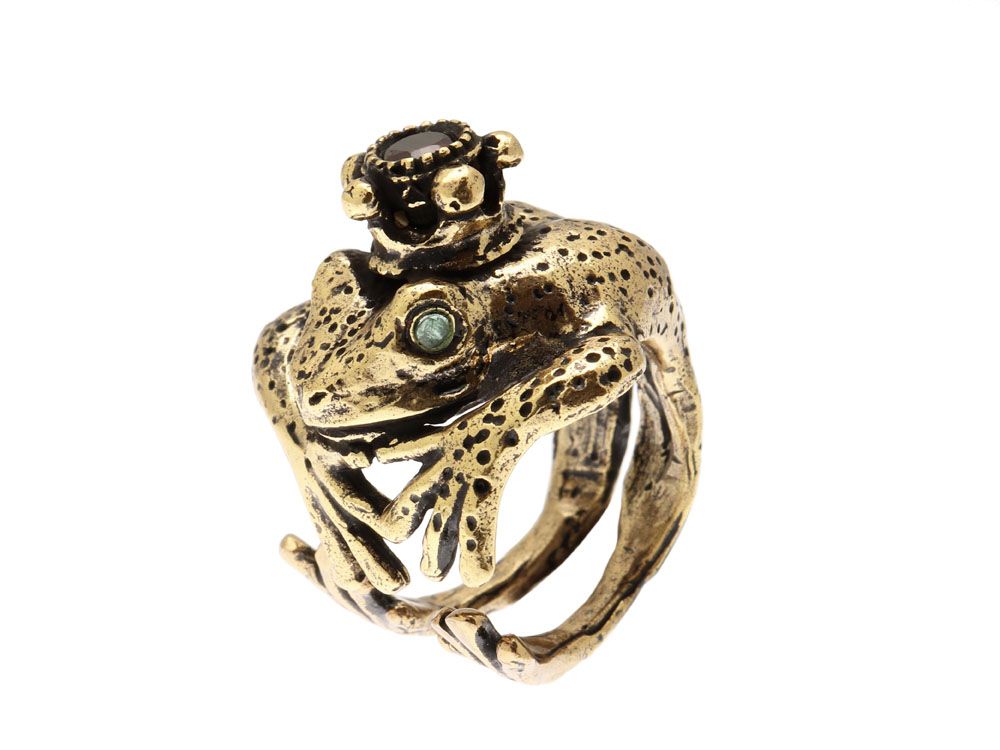 Anello Rospo Incoronato - Anello Artigianale in Ottone Dorato con Smeraldi e Granato (Codice: AN RI 01)